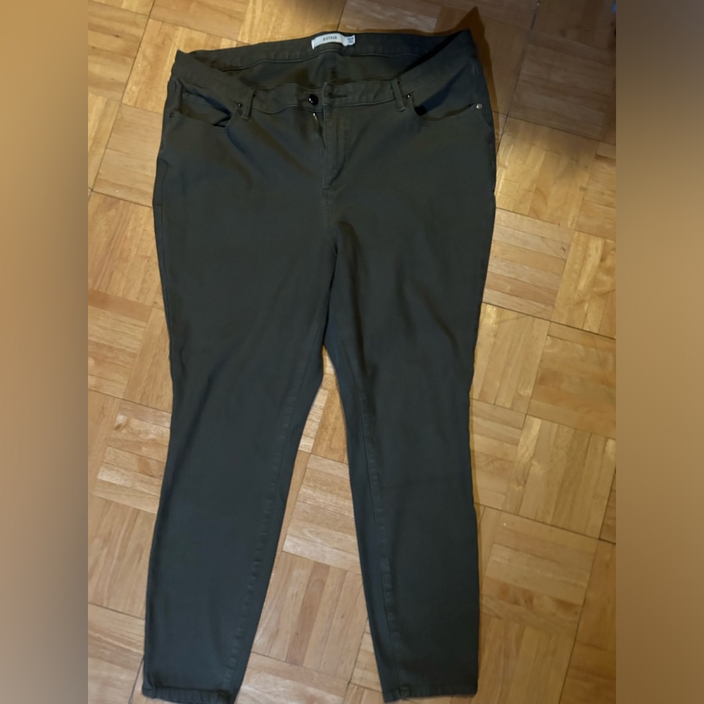 Olive Jeans
